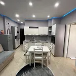 Apartament Flower Golem (Tirana)