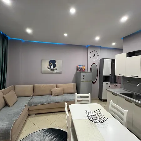 Flower Golem (Tirana)