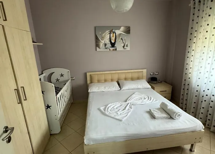 Flower Golem (Tirana)